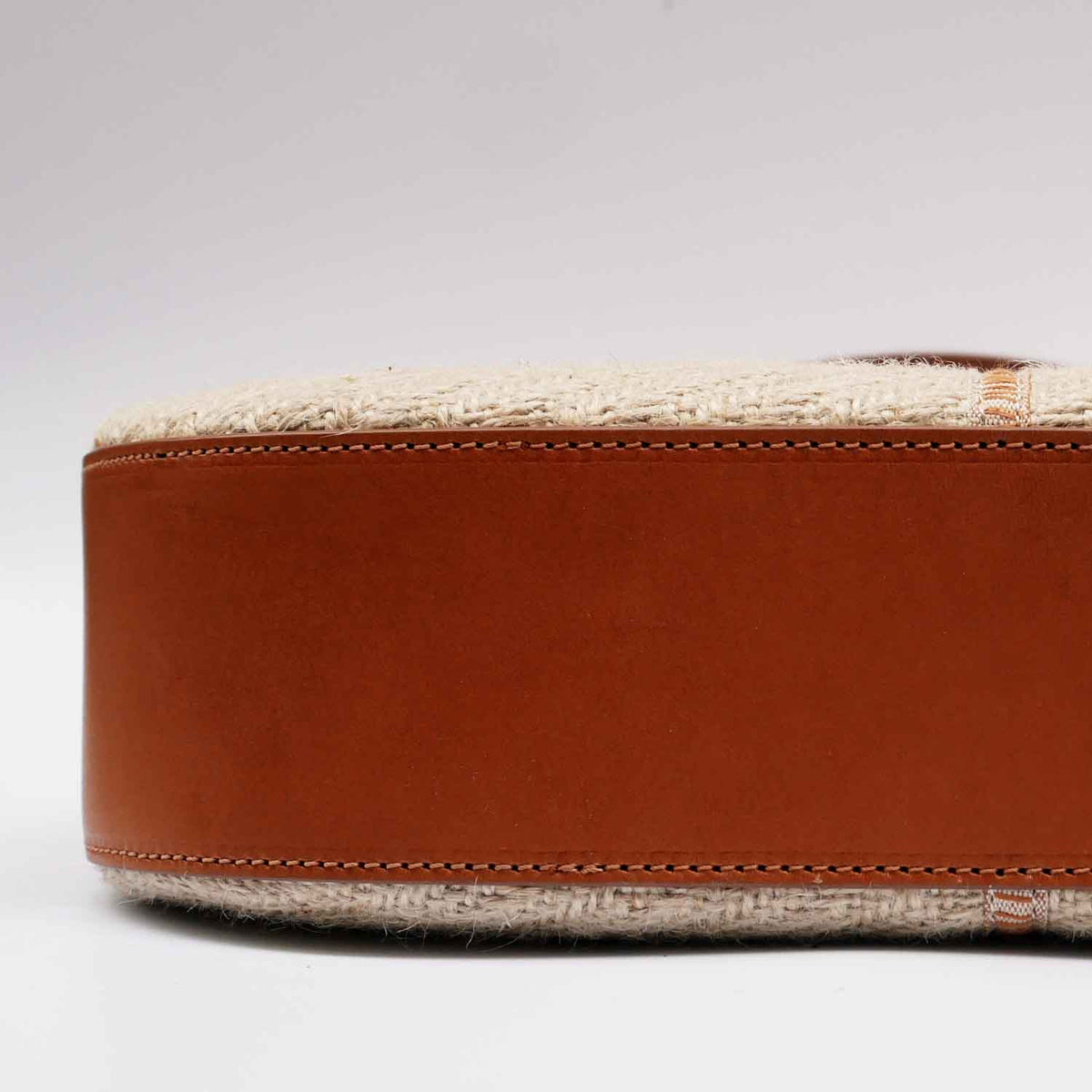 Olmo Hobo Jute and Leather